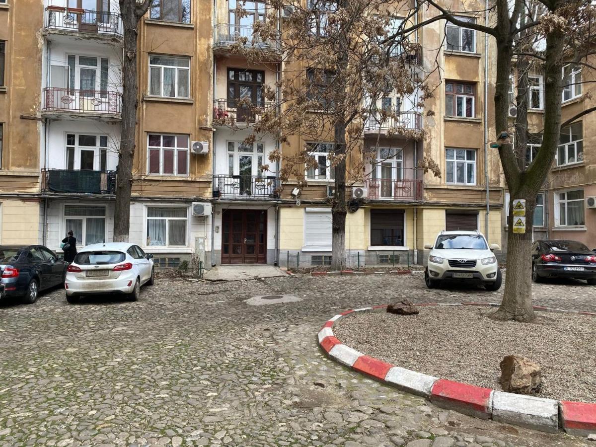 Апартаменты Studio Mosilor Бухарест Экстерьер фото